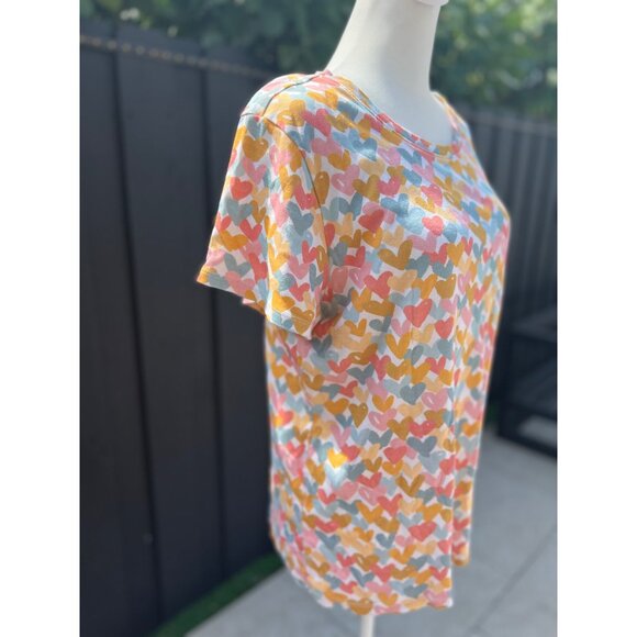 The Company Store women’s casual heart-graphic print multicolor tee shirt LARGE - Picture 3 of 7